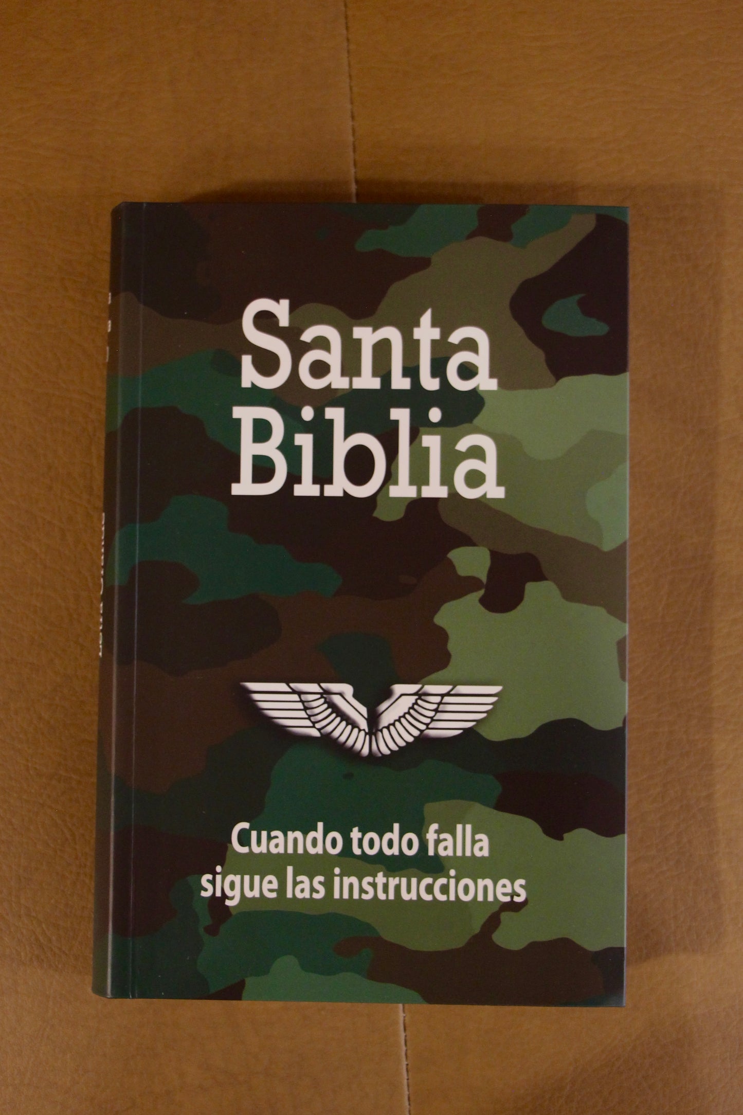 Santa Biblia de Letra Grande, Cubierta Flexible, Ejercito