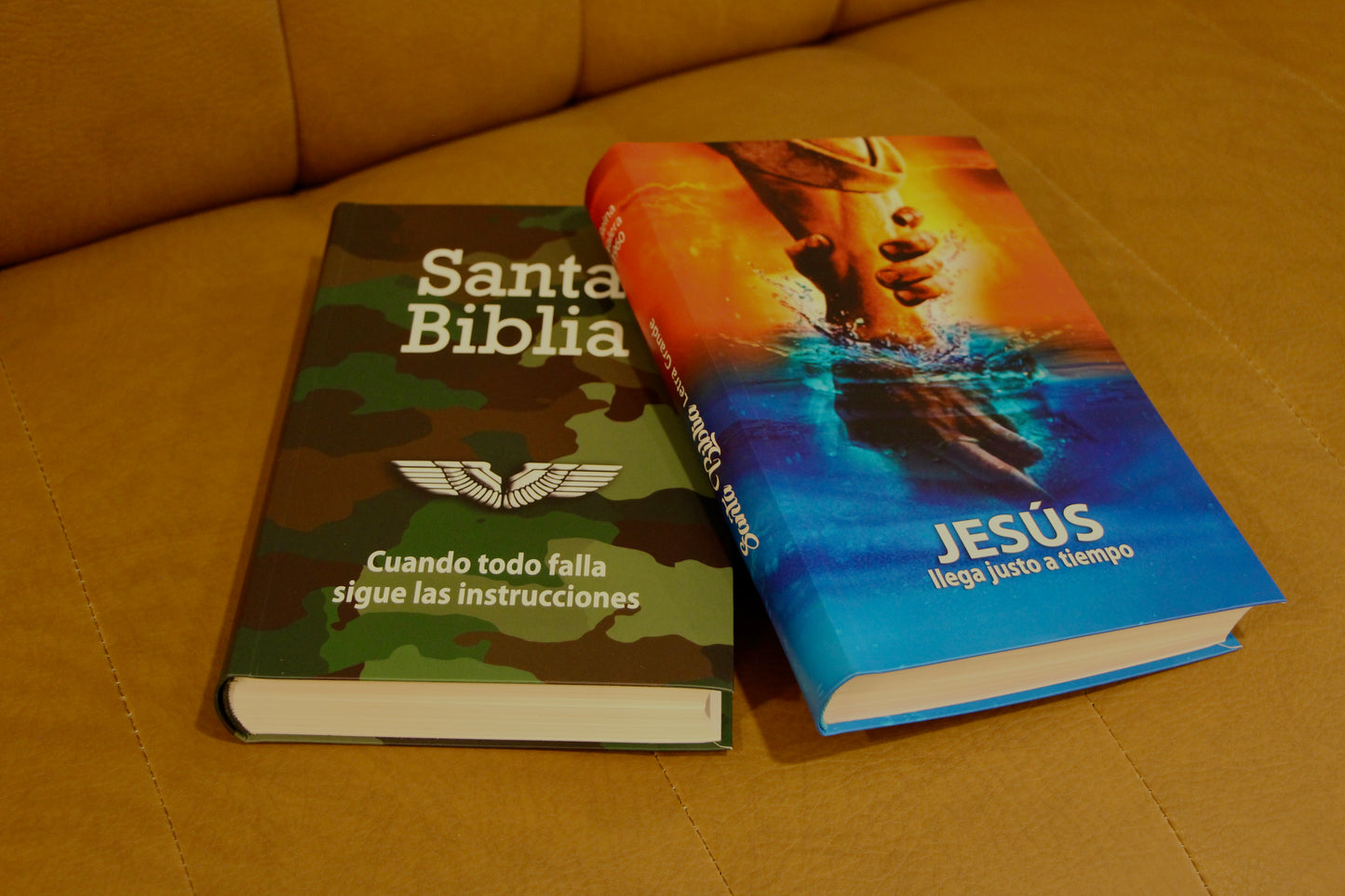 Santa Biblia de Letra Grande, Cubierta Flexible, Ejercito