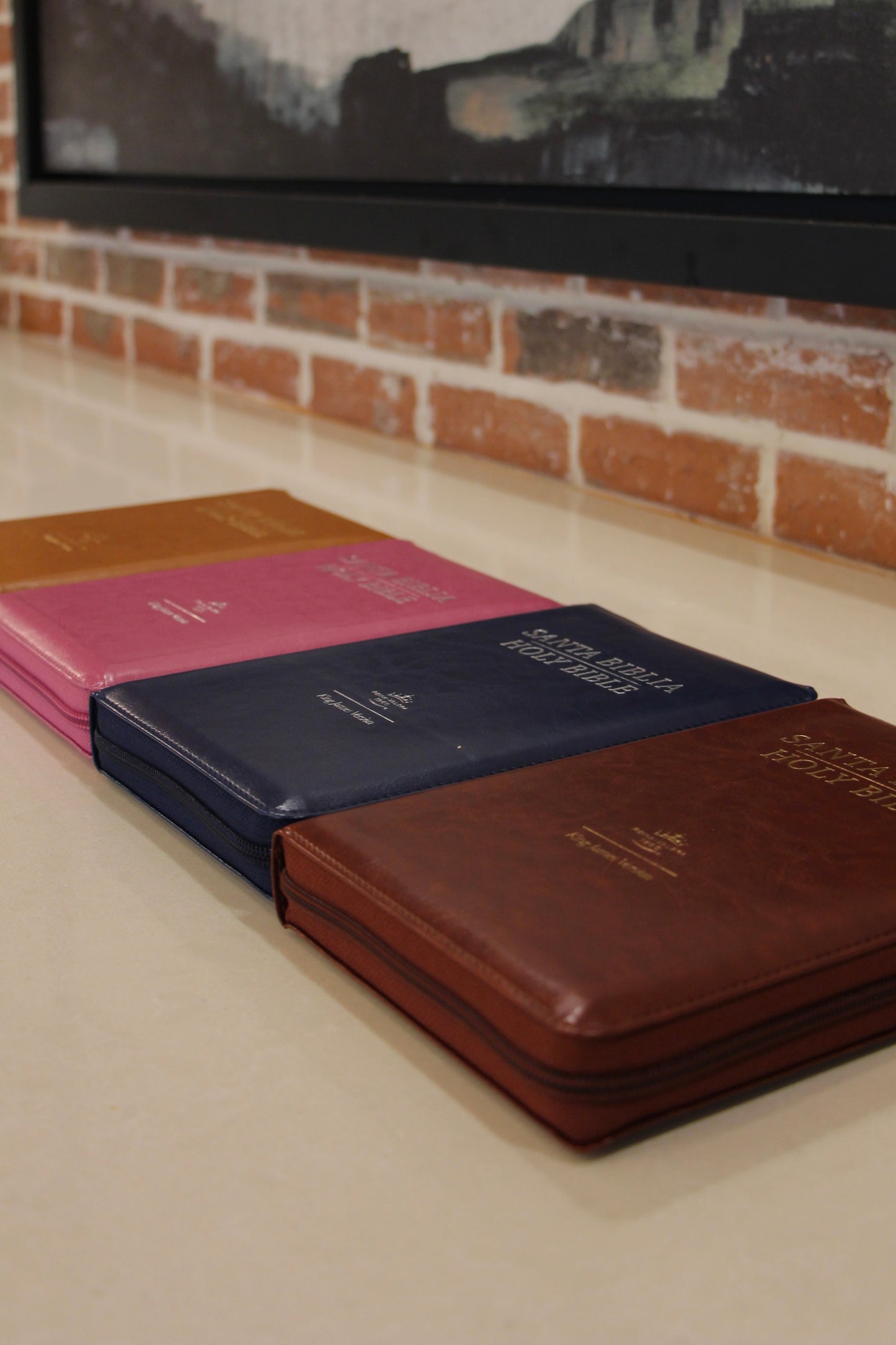 Biblia Bilingue, Marrón, Manual, Letra Pequeña / Imitación Piel,With Index and Zipper ,RVR 1960