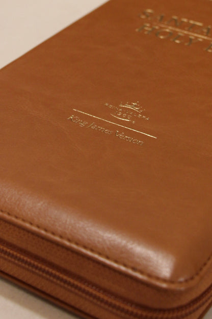 Biblia Bilingue / Caramelo / Manual / Letra Pequeña / Imitación Piel / With Index and Zipper / RVR 1960