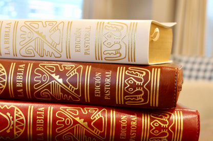 La Biblia Latinoamérica de Lujo Rojo, Letra Grande,  Imitación piel, Cierre e Índice